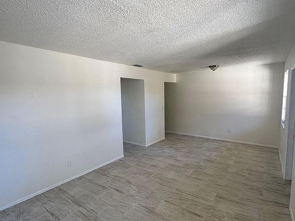 5th image of 2629 Broadway APT 16