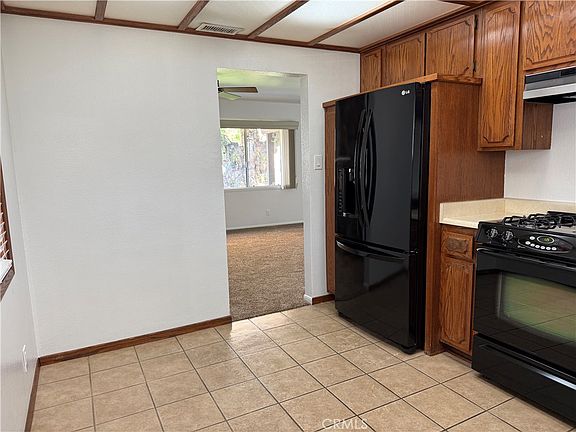 4th image of 12121 Armsdale Ave