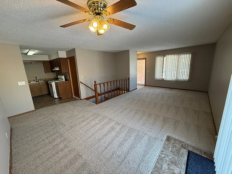 314 N Evergreen Ln — Photo 4