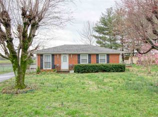 606 Village Dr, Franklin, KY 42134