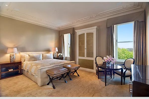 Sold by Stribling | media 13