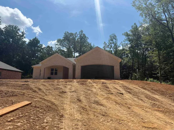 6960 Christine Ln, Benton, AR 72019