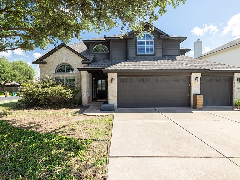 11716 Fletcher Hall Ln — Photo 2