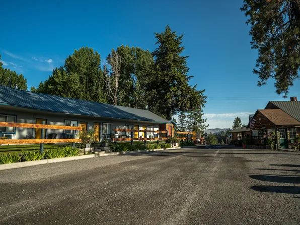 978 Highway 395 N, Kettle Falls, WA 99141