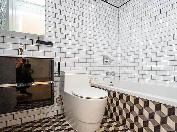 806 President Street image 6 of 6