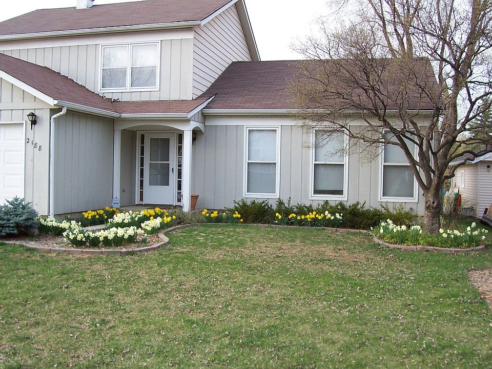 2nd image of 2188 Maple Ave