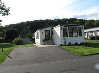 8 Annies Way, West Springfield, MA 01089