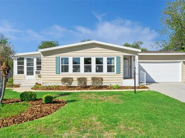 24814 Pine Hl, Leesburg, FL 34748