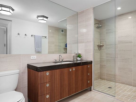 5th image of 57 Reade St APT 14A
