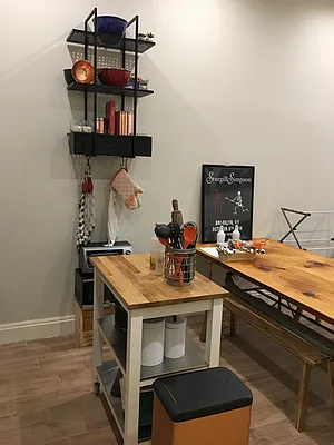 Rented by Carnegie Management Inc | media 10