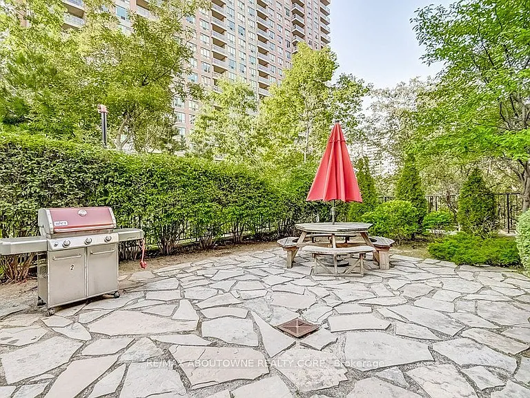 55 Elm Dr W #1007 — Photo 33