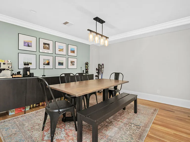 322 Bunker Hill St #B — Photo 8