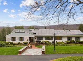 11 Rose Hill Rd, Montebello, NY 10901