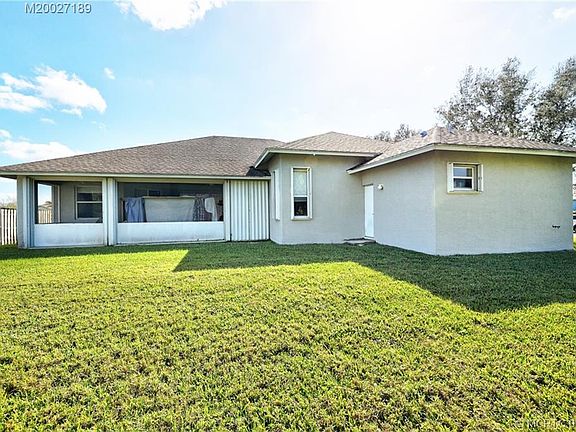 4th image of 997 SW McHord Ave