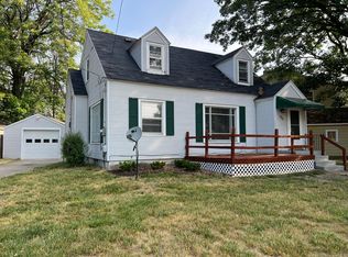 205 Rosemary St SE, Grand Rapids, MI 49507
