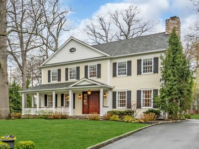 18 Maple St, Chatham, NJ, 07928