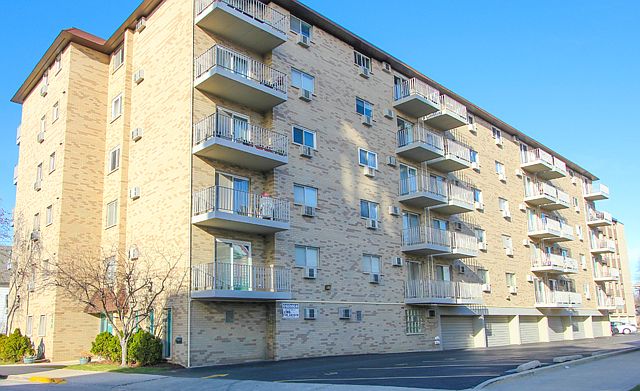 1st image of 300 Circle Ave APT 4L