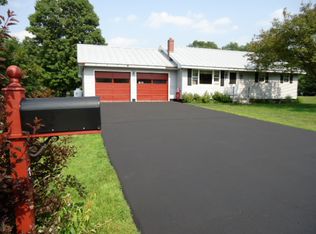 3 Hargrace Dr, Randolph, VT 05060