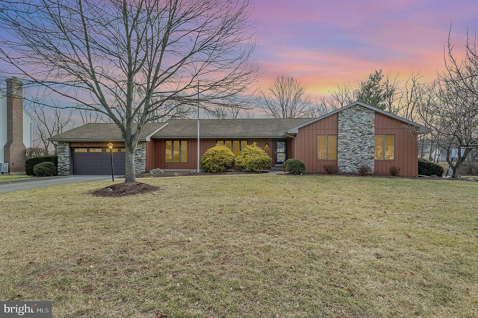 2445 Raleigh Dr photo 1