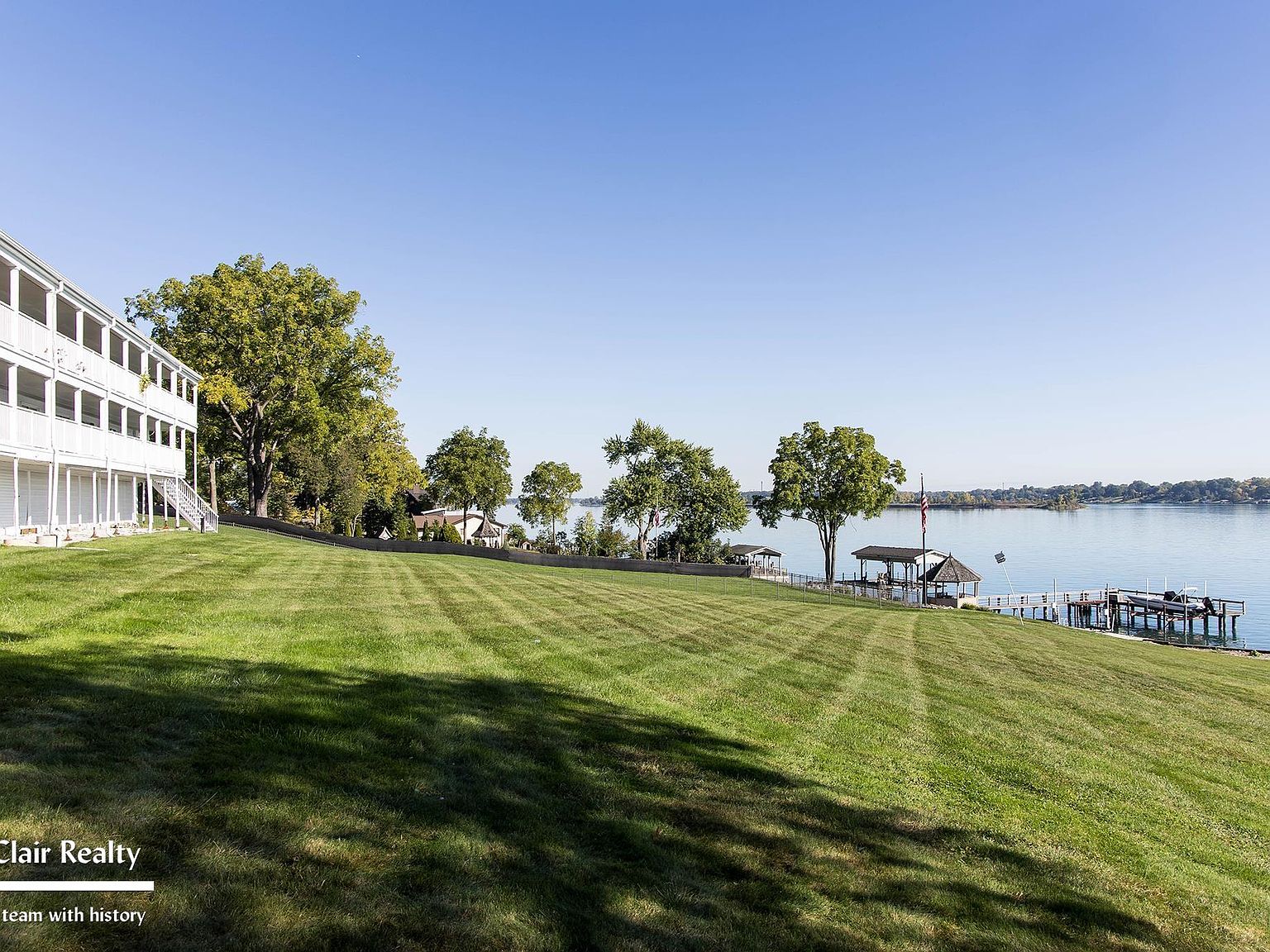 1501 N River Rd #205, Saint Clair, MI 48079