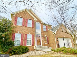 83 Richwood Hall Rd, Kearneysville, WV 25430