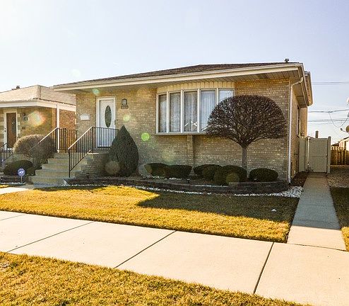 2nd image of 5106 S McVicker Ave