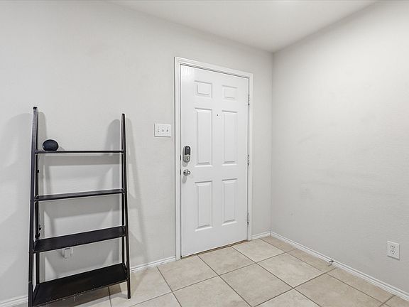 5th image of 12636 Mourning Dove Ln