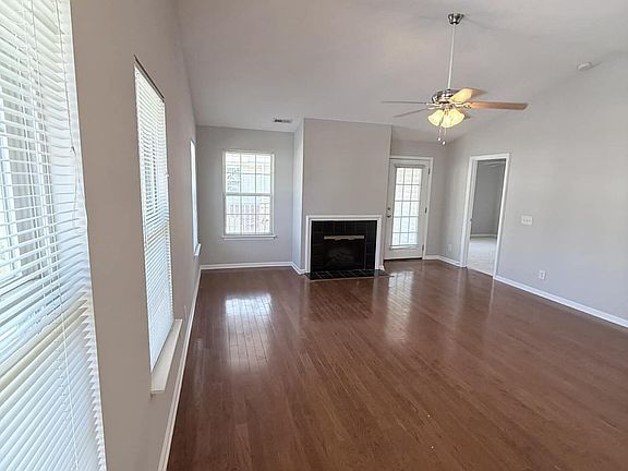 4th image of 2225 Locksley Woods Dr APT E