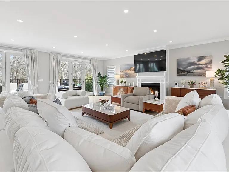 6 Millstone Dr — Photo 4