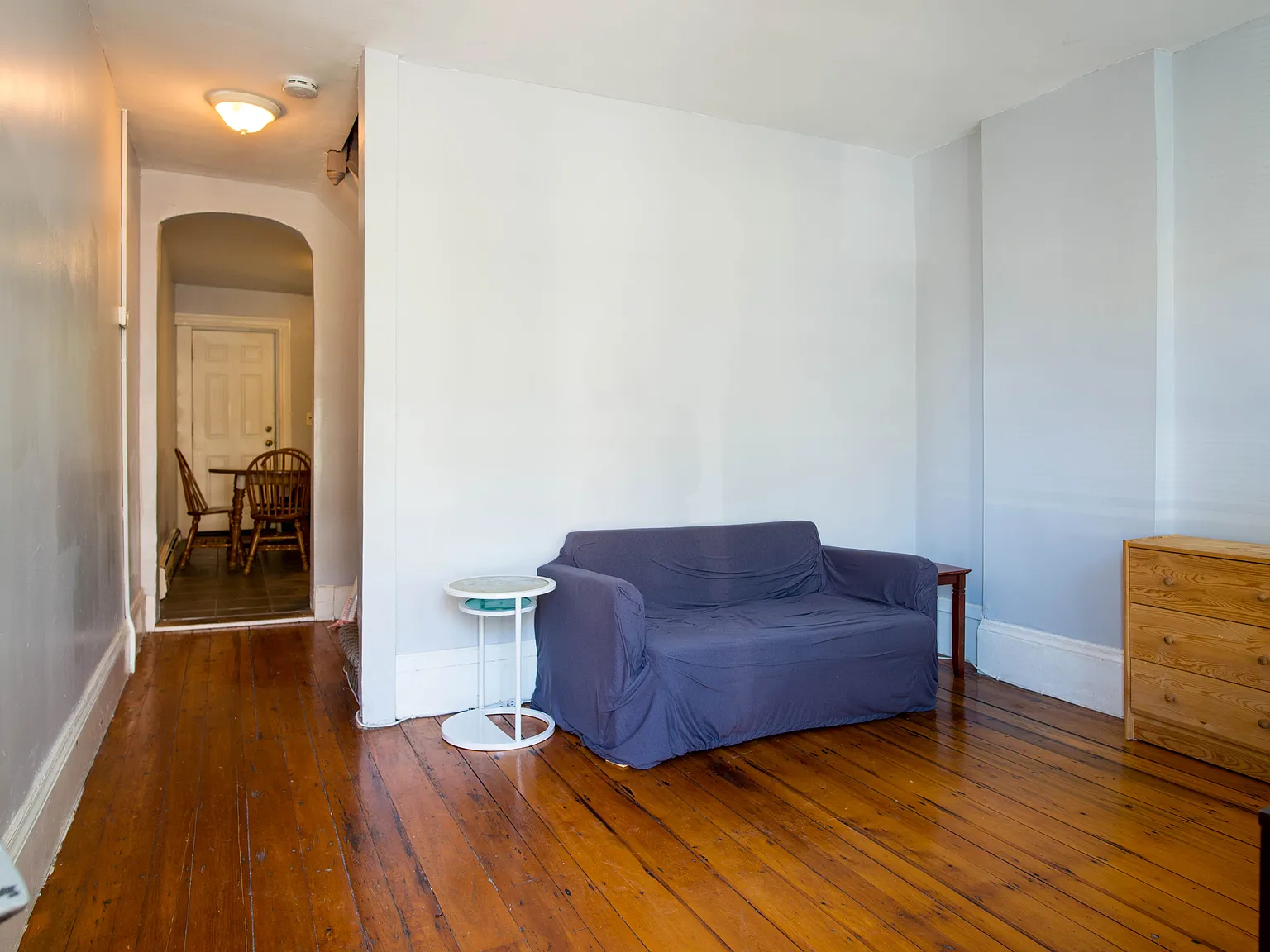 4 bed, 1.5 bath, 1300 sqft, $5,600 — Photo 3