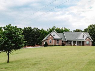 3871 Conyersville Rd, Puryear, TN 38251