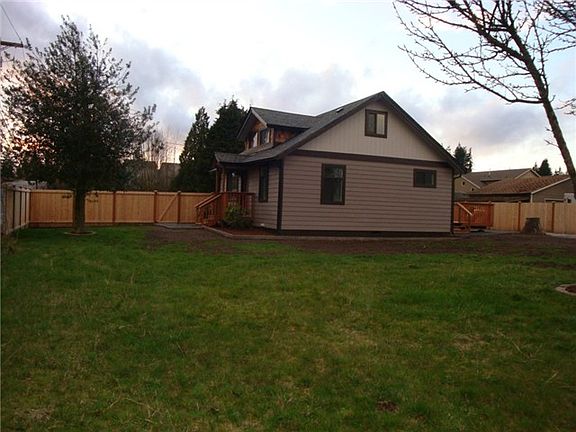 2nd image of 3023 100th St SE