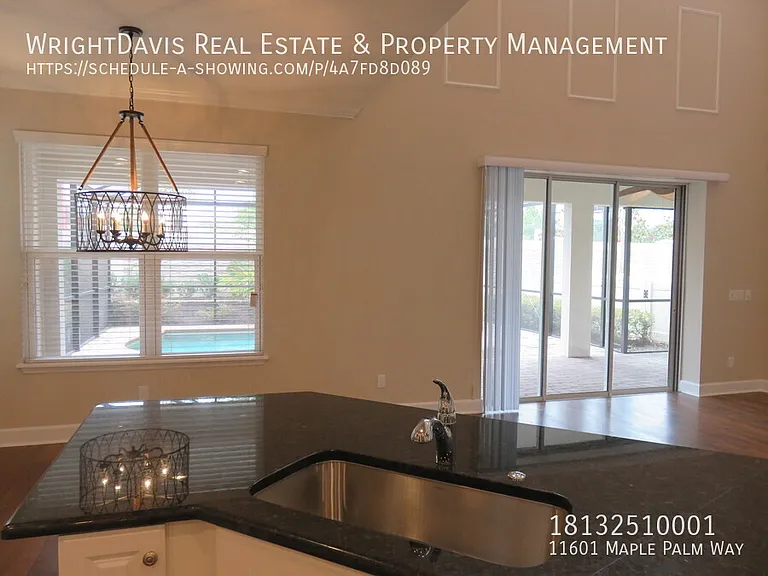 11601 Maple Palm Way — Photo 5