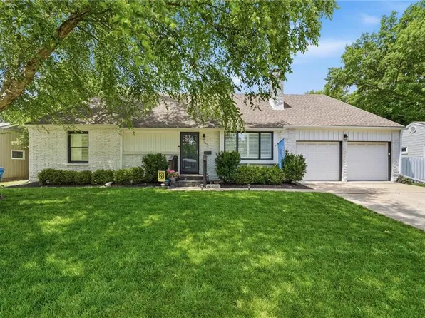 7624 Lamar Ave, Prairie Village, KS 66208