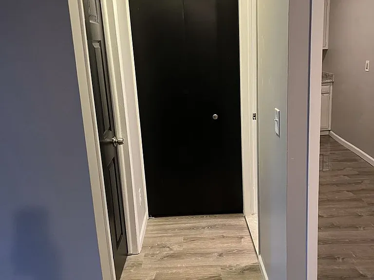 5640 Pardee — Photo 11