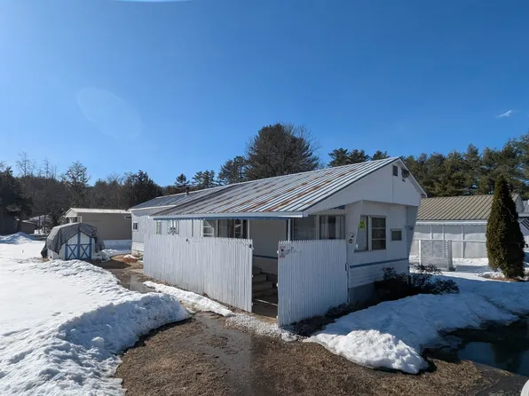 17 Twin Maples Park, Charlestown, NH 03603