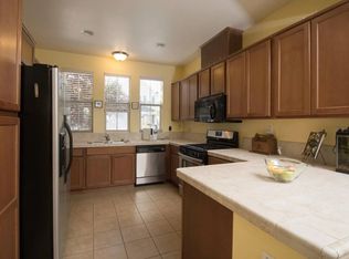 4027 New Zealand Ave, Santa Rosa, CA 95407