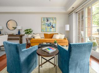 210 10th St NE APT 101, Charlottesville, VA 22902