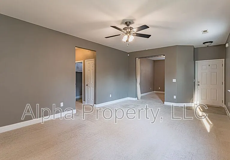 135 Raven Hill Way — Photo 5