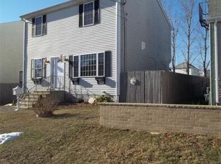 49 Keene St, Fall River, MA 02723