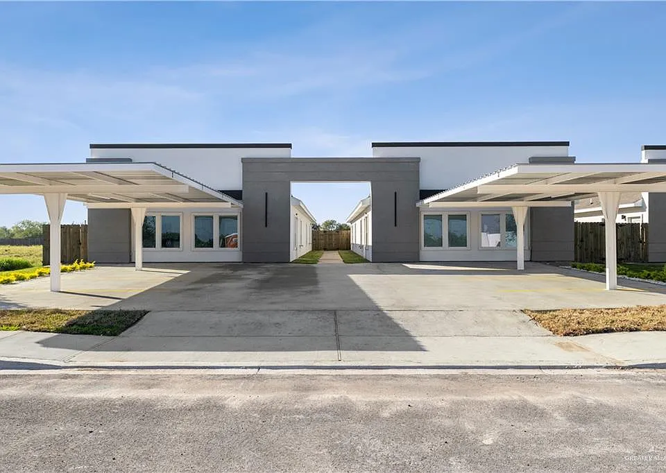 1301 N Aryana Ave #2