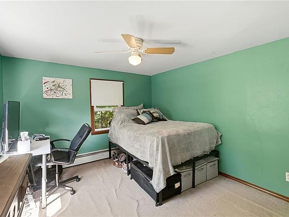 4th image of 276 Leigh Rd