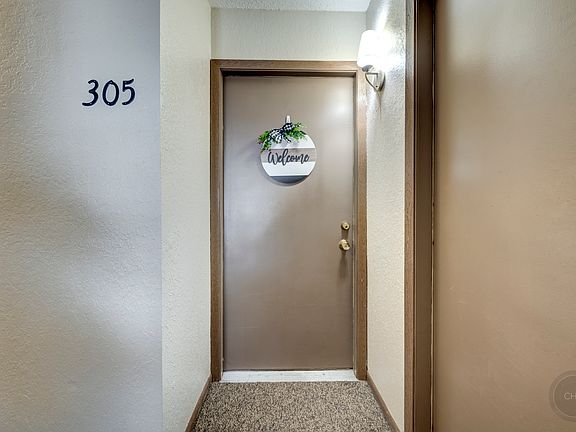 3rd image of 305 Primrose Ct #239
