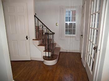 2nd image of 2379 Loyola Rd
