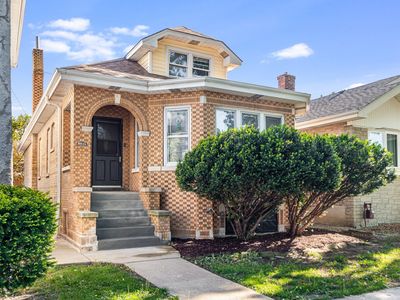 5945 W Dakin St, Chicago, IL, 60634
