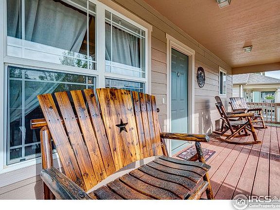 2nd image of 4215 Mariposa Ln