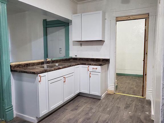 3rd image of 128 N Longwood St