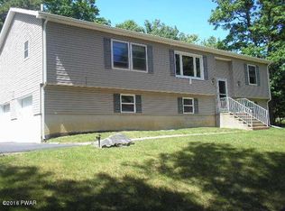 158 W Lilac Rd, Milford, PA 18337