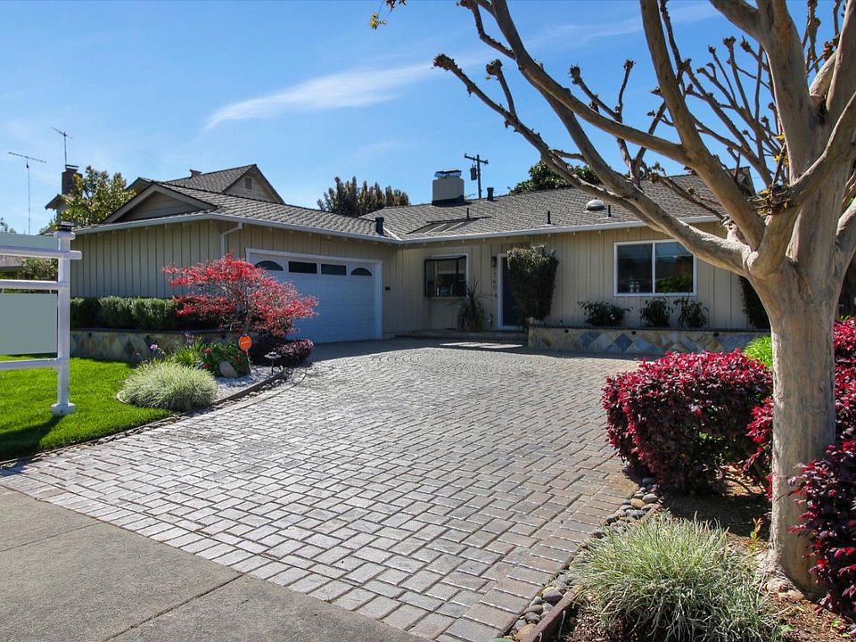 1st image of 1740 Marina Way