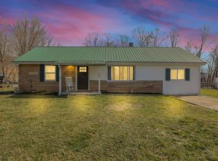 7240 Preston Rd, Newark, OH 43055